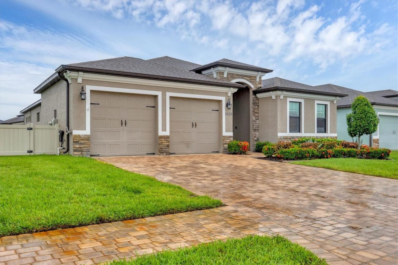 6636 35th Court E, Sarasota, FL 34243 Photo