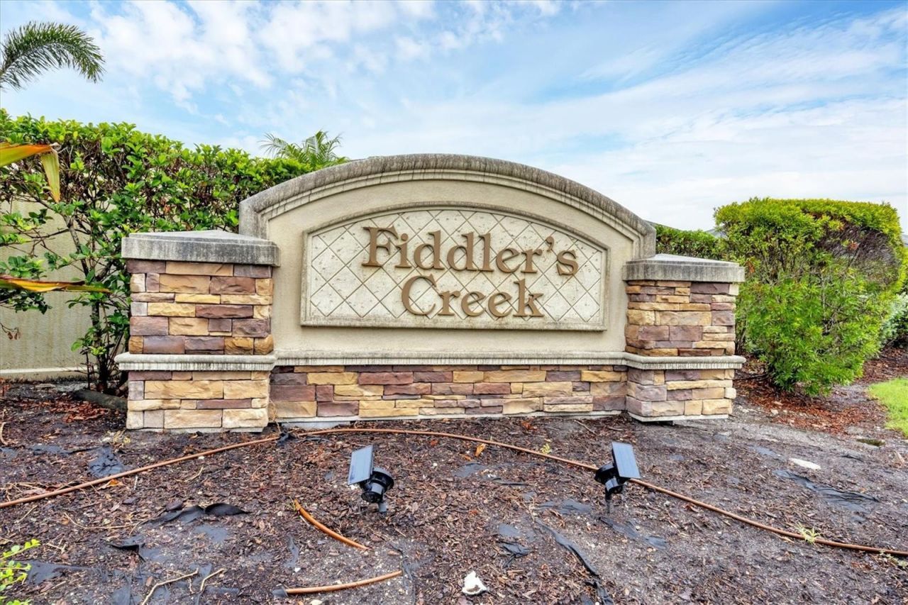 6636 35th Court E, Sarasota, FL 34243 Photo