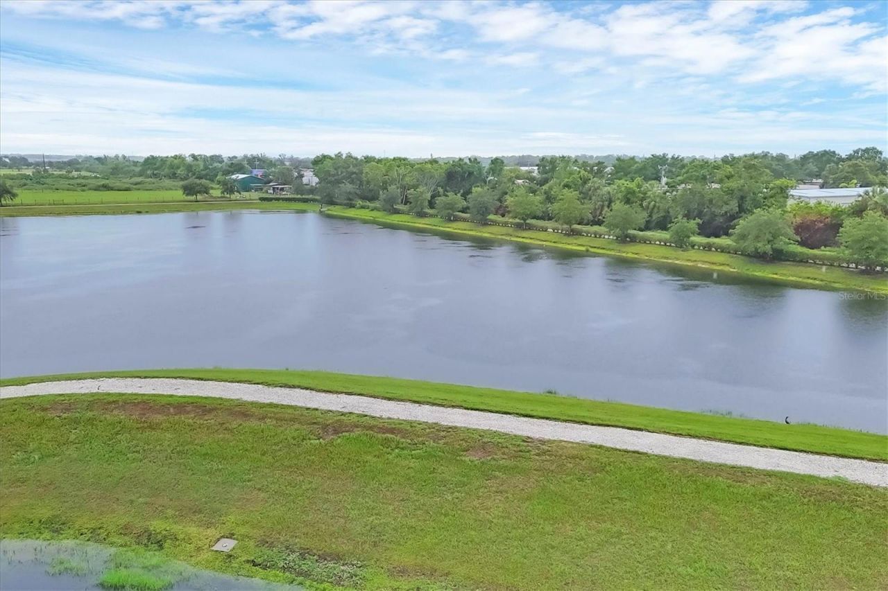 6636 35th Court E, Sarasota, FL 34243 Photo