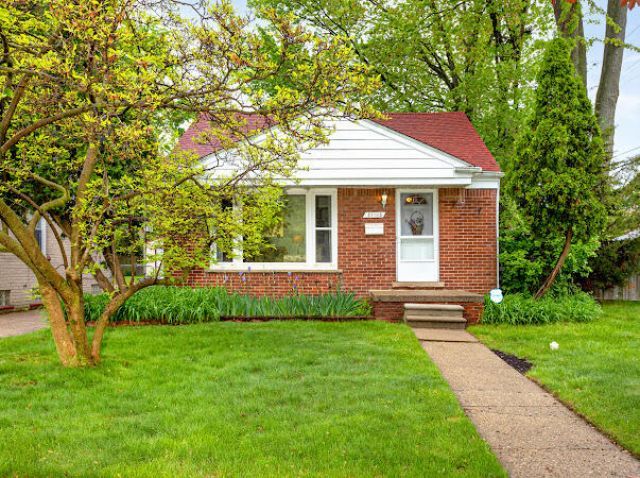 23165 Church Street, Oak Park, MI 48237 Main Photo