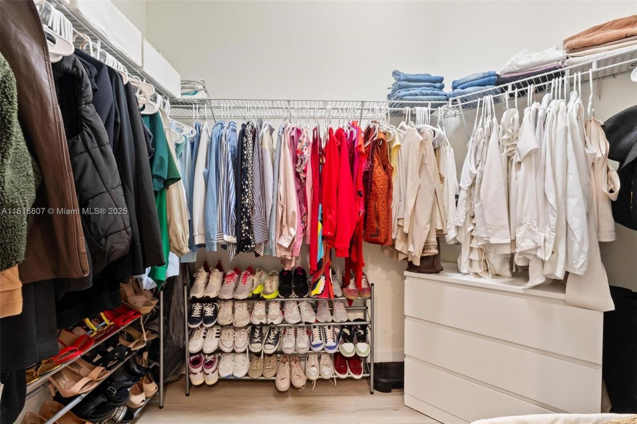 8001 NW 41st St, Unit F-107, Doral, FL 33166 Photo