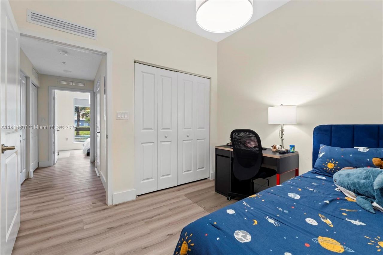 8001 NW 41st St, Unit F-107, Doral, FL 33166 Photo