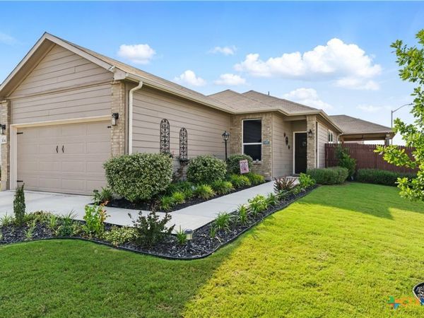 304 Dakota Creek, New Braunfels, TX 78130