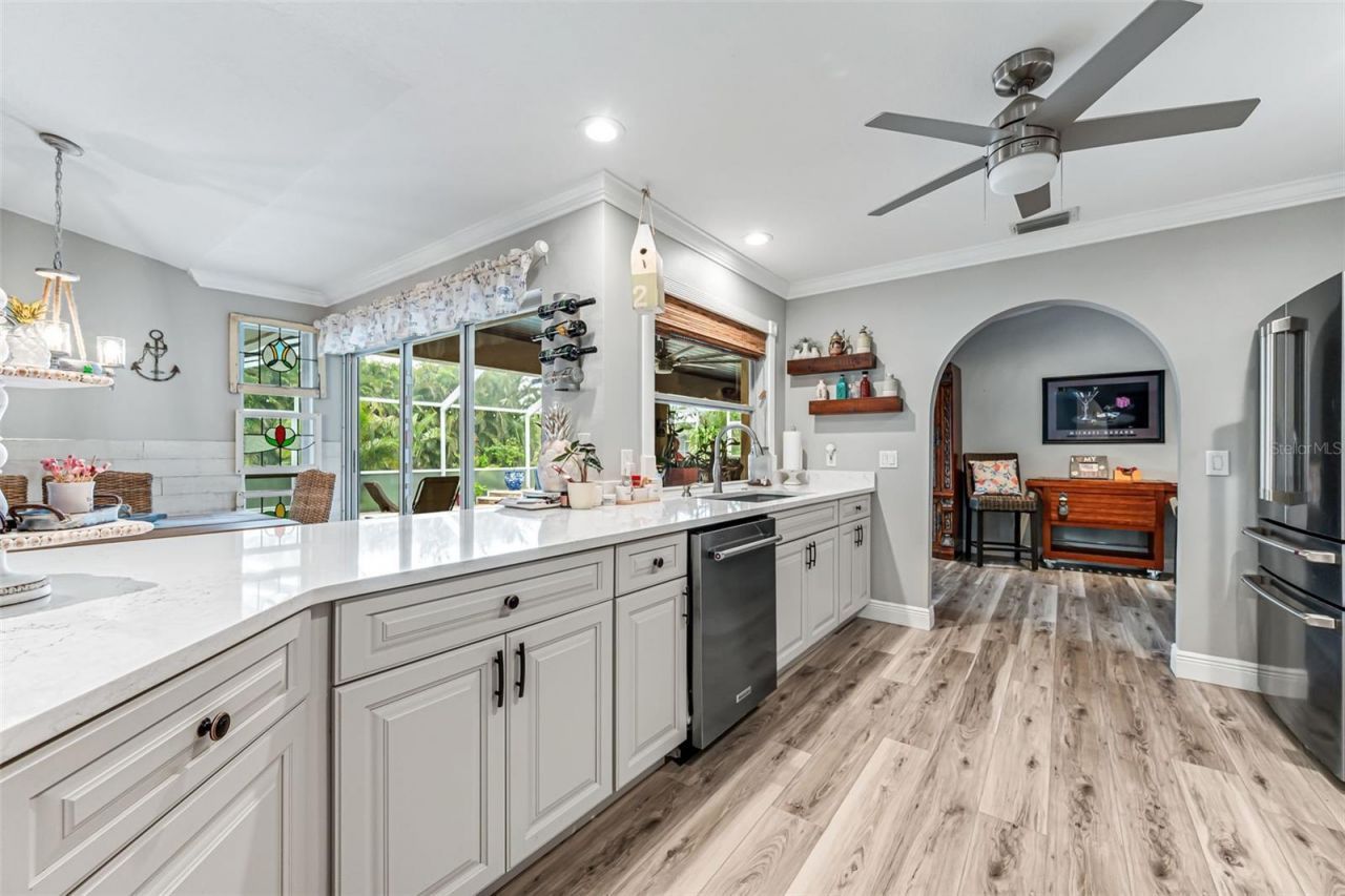 2812 SW 29th Avenue, Cape Coral, FL 33914 Photo