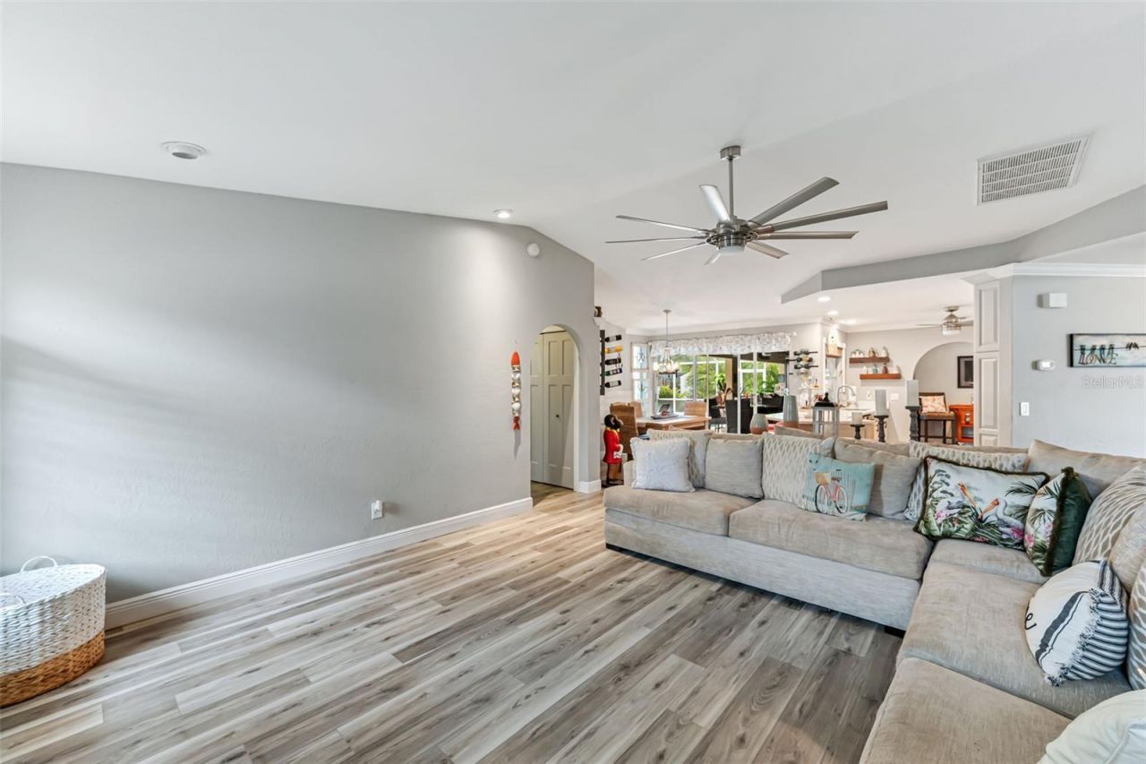 2812 SW 29th Avenue, Cape Coral, FL 33914 Photo