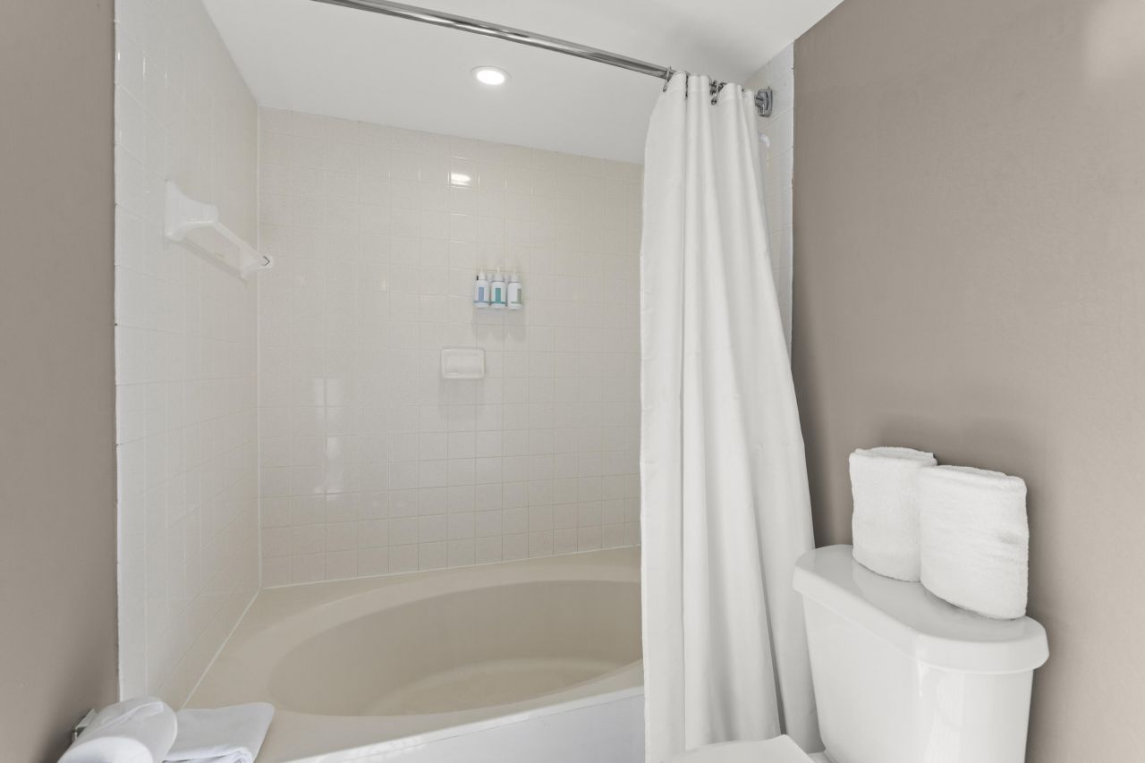 8304 Marina Villa Drive, Duck, FL 33050 Photo