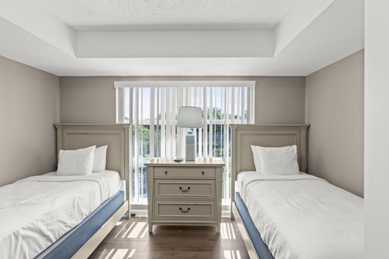 8304 Marina Villa Drive, Duck, FL 33050 Photo