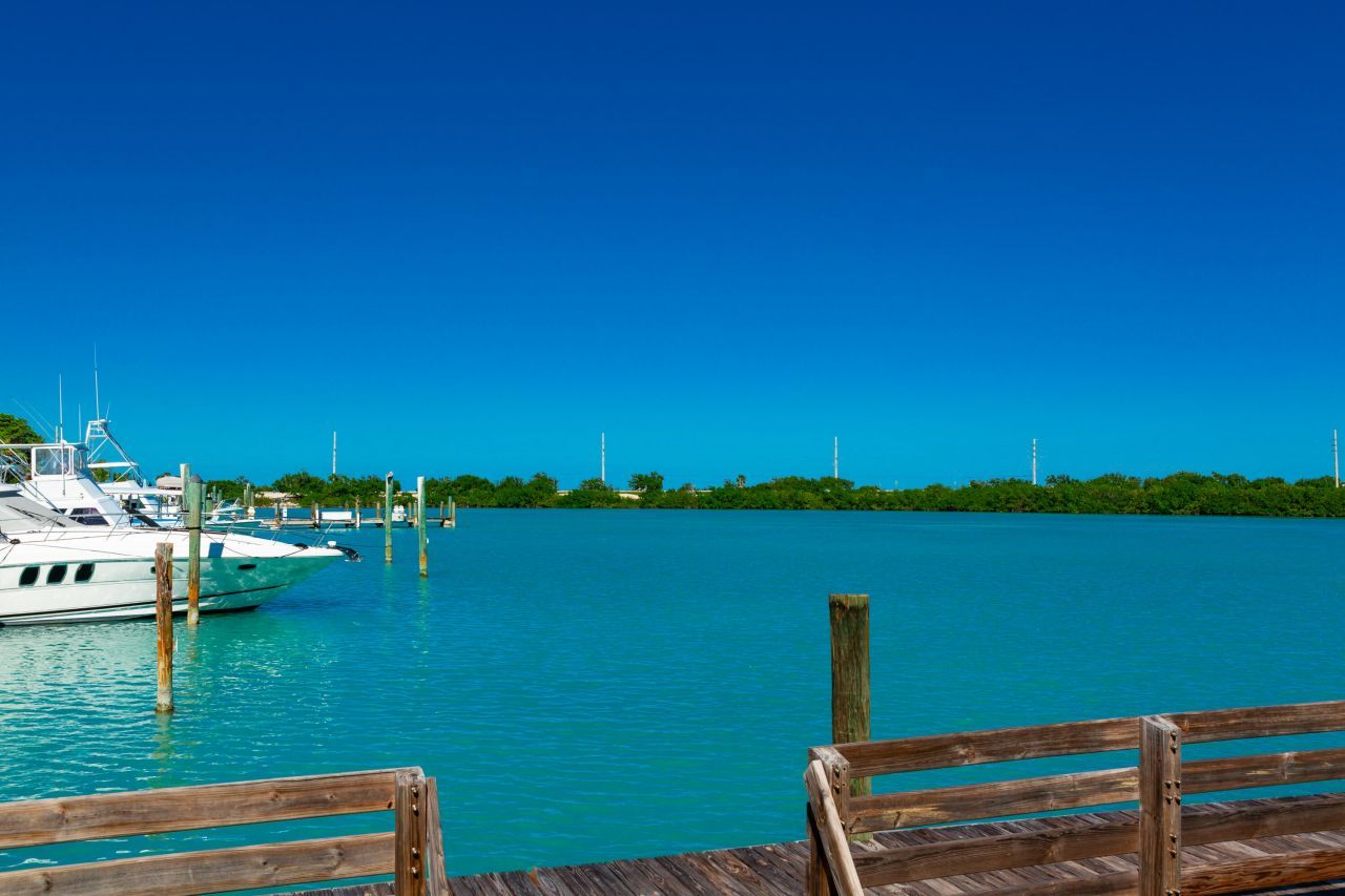 8304 Marina Villa Drive, Duck, FL 33050 Photo