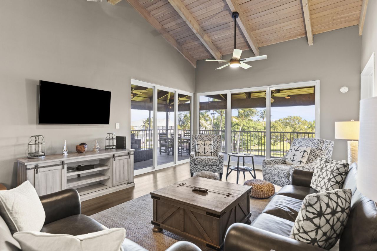 8304 Marina Villa Drive, Duck, FL 33050 Photo