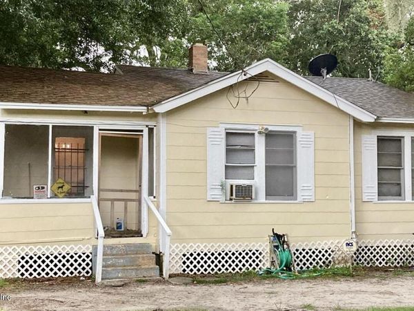 1050 ALDERSIDE Street, Jacksonville, FL 32208