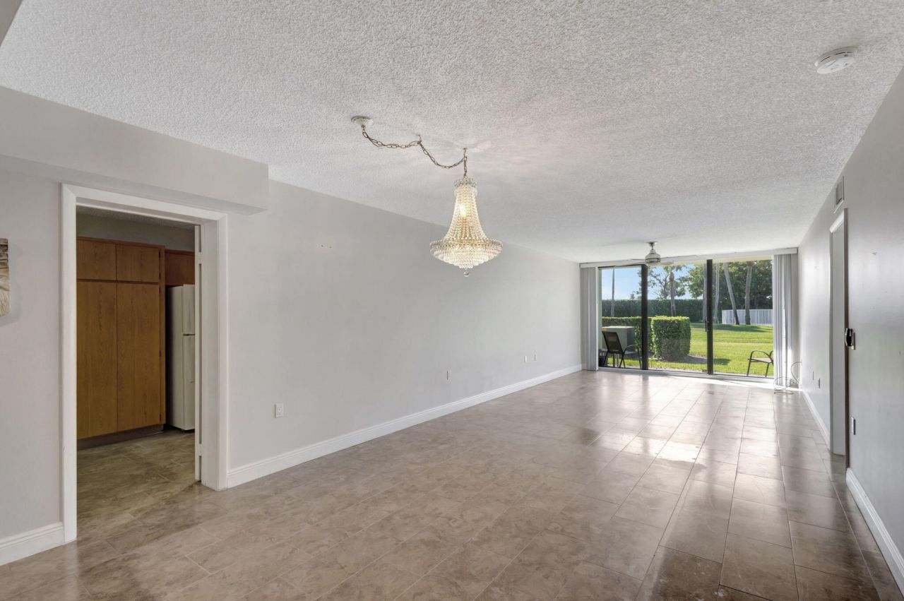 2741 Village Boulevard, Unit 104, West Palm Beach, FL 33409 Photo