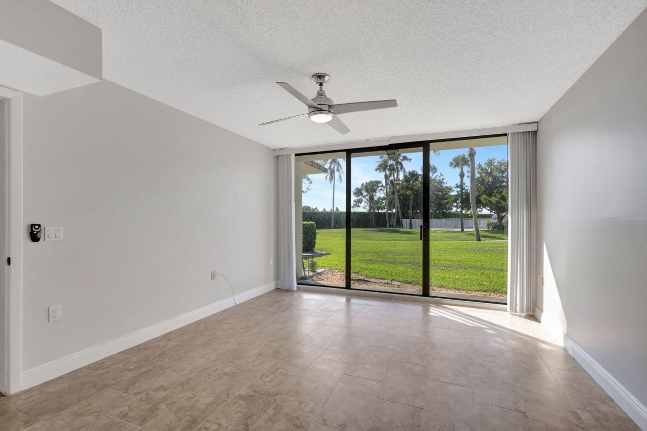 2741 Village Boulevard, Unit 104, West Palm Beach, FL 33409 Photo
