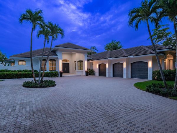 8246 Man O War Road, Palm Beach Gardens, FL 33418