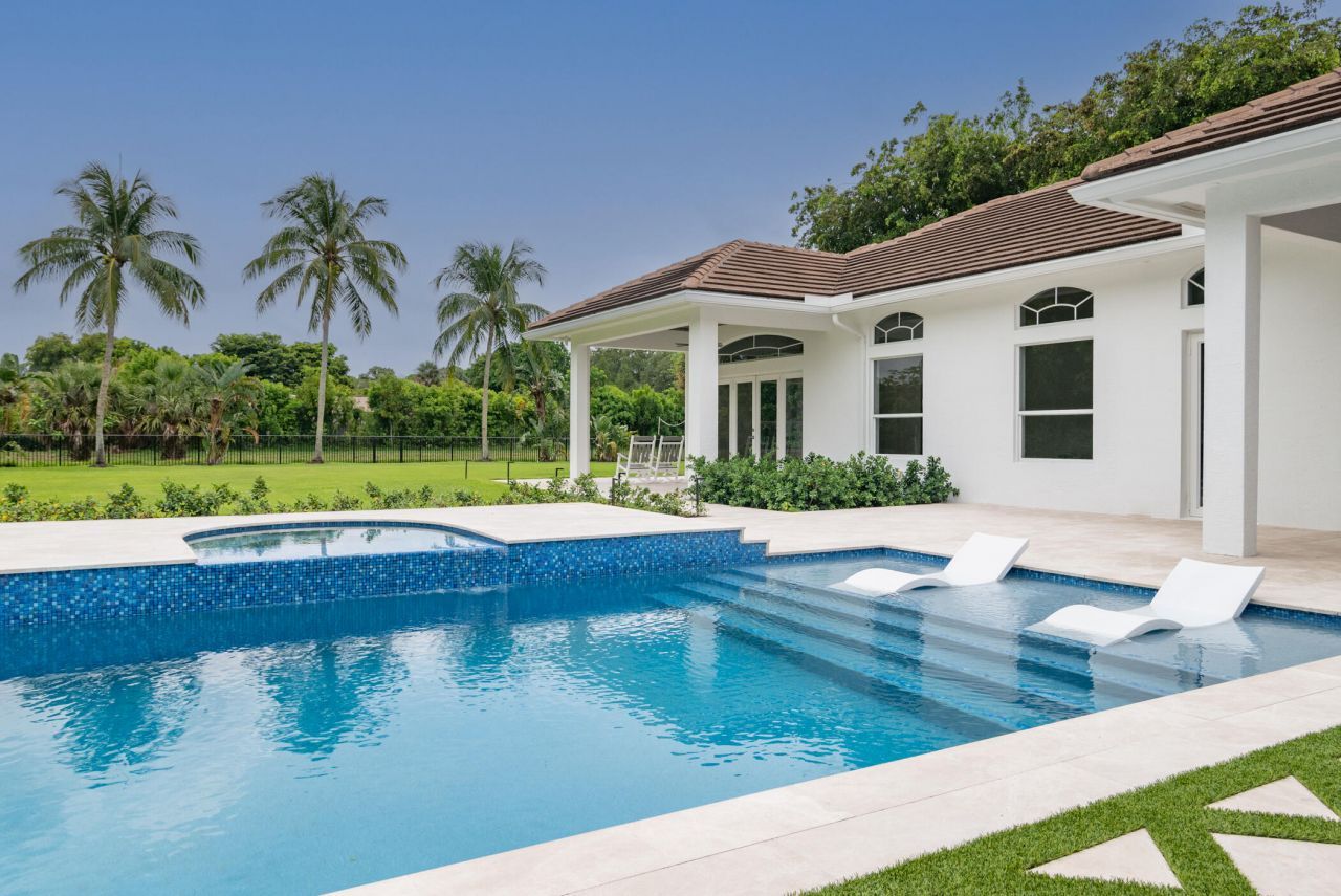 8246 Man O War Road, Palm Beach Gardens, FL 33418 Photo