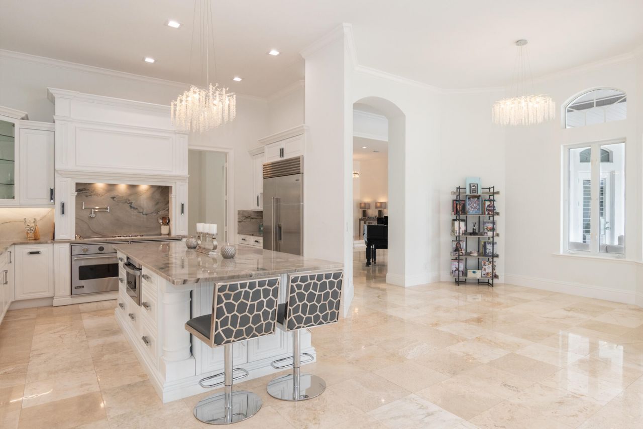 8246 Man O War Road, Palm Beach Gardens, FL 33418 Photo