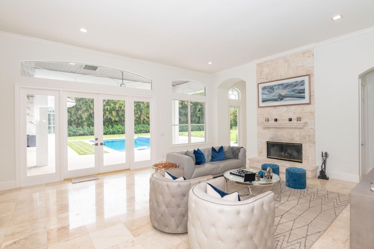 8246 Man O War Road, Palm Beach Gardens, FL 33418 Photo