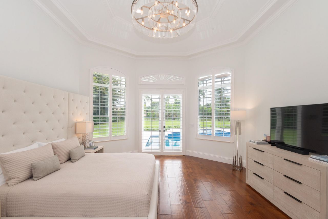 8246 Man O War Road, Palm Beach Gardens, FL 33418 Photo