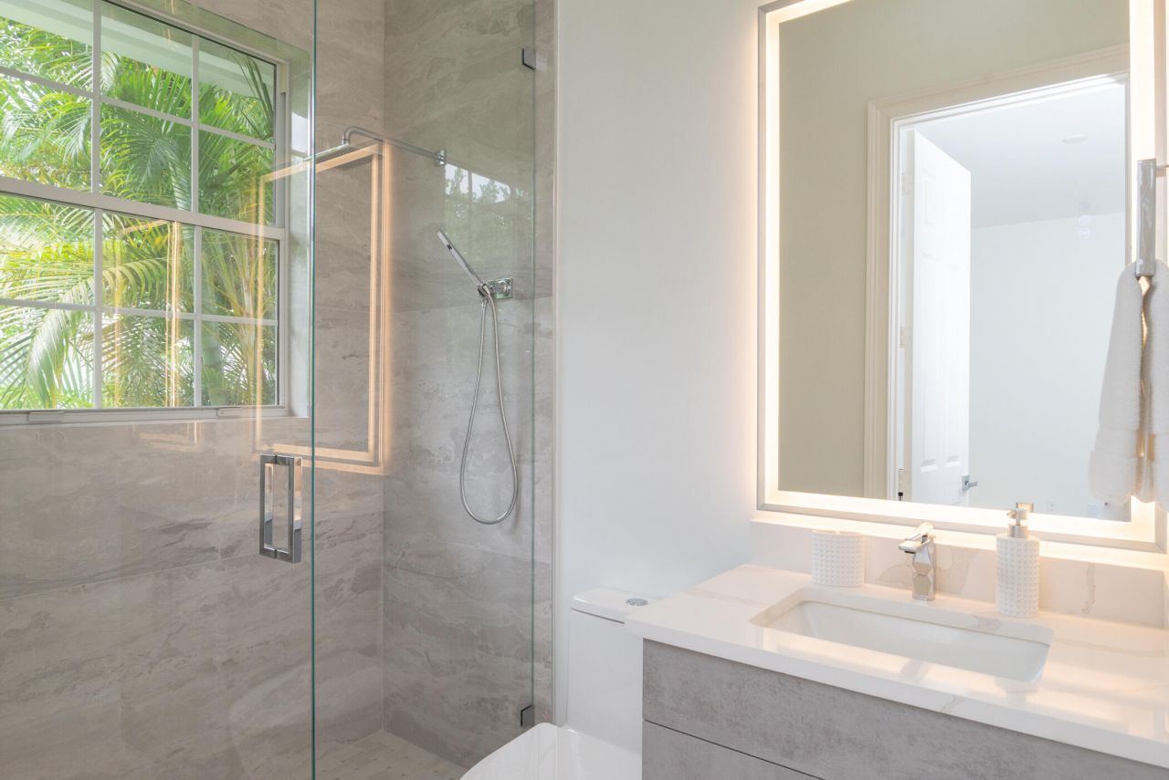 8246 Man O War Road, Palm Beach Gardens, FL 33418 Photo