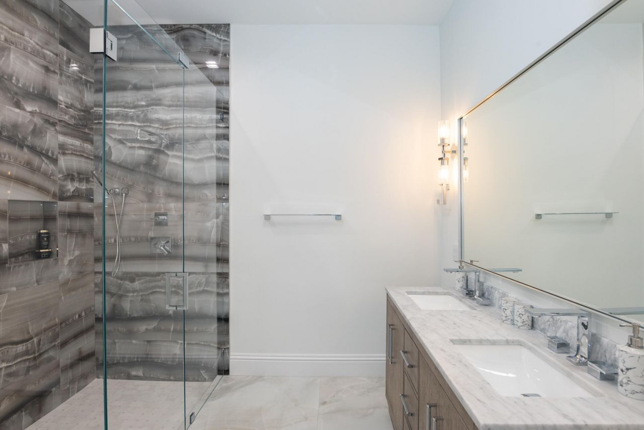 8246 Man O War Road, Palm Beach Gardens, FL 33418 Photo