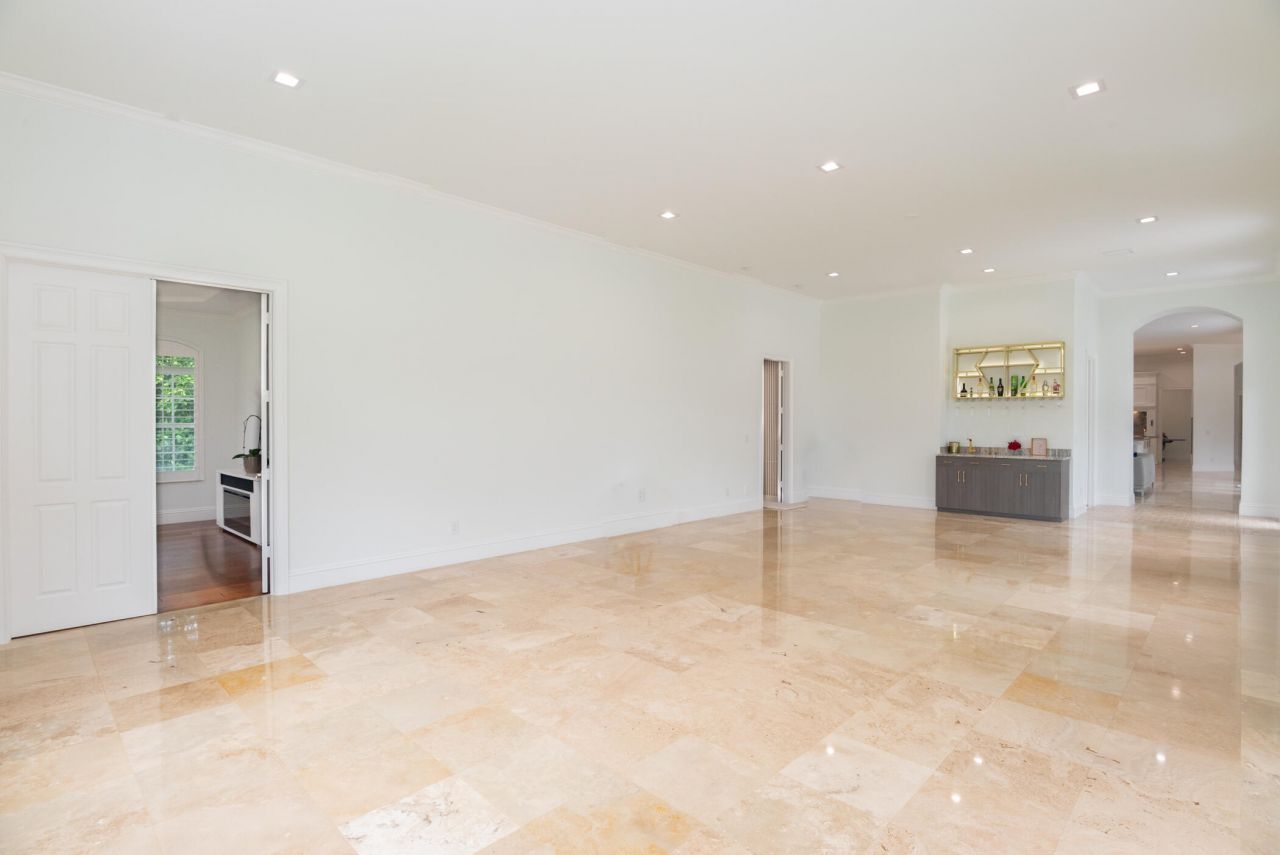 8246 Man O War Road, Palm Beach Gardens, FL 33418 Photo