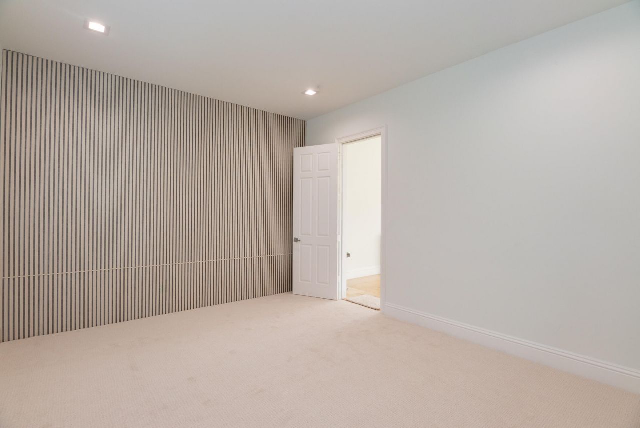 8246 Man O War Road, Palm Beach Gardens, FL 33418 Photo