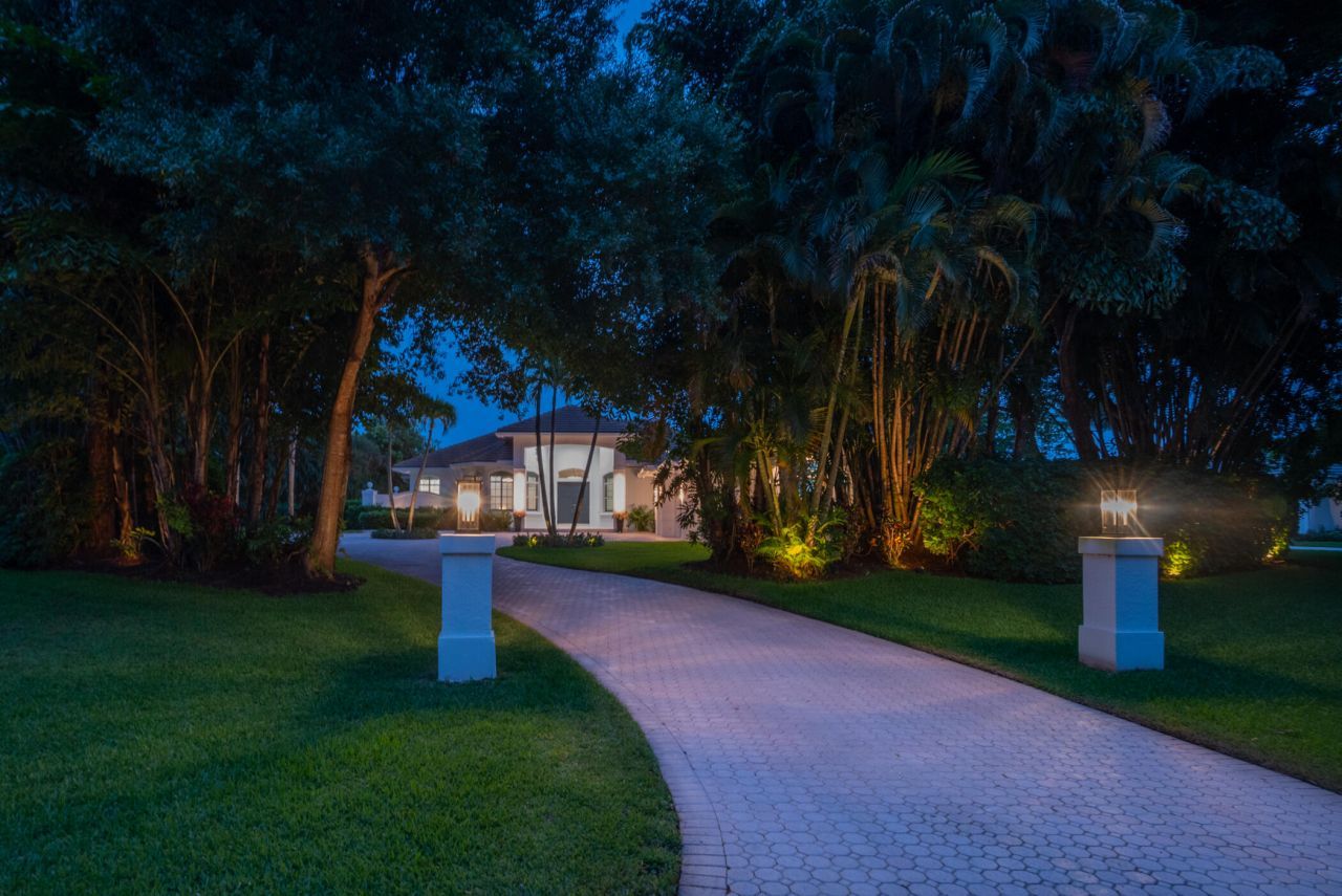 8246 Man O War Road, Palm Beach Gardens, FL 33418 Photo