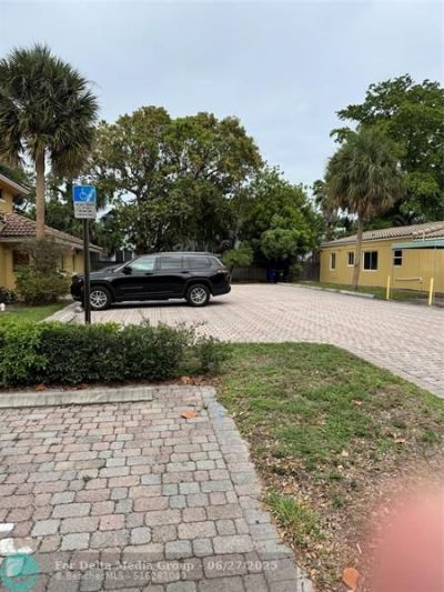1844 SE 1st Ave, Fort Lauderdale, FL 33316 Photo