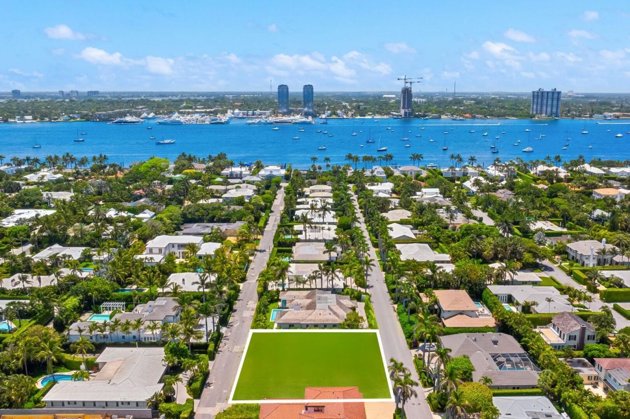 226 List Road, Palm Beach, FL 33480 Photo