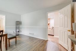 104 Sweet Springs Court photo 4