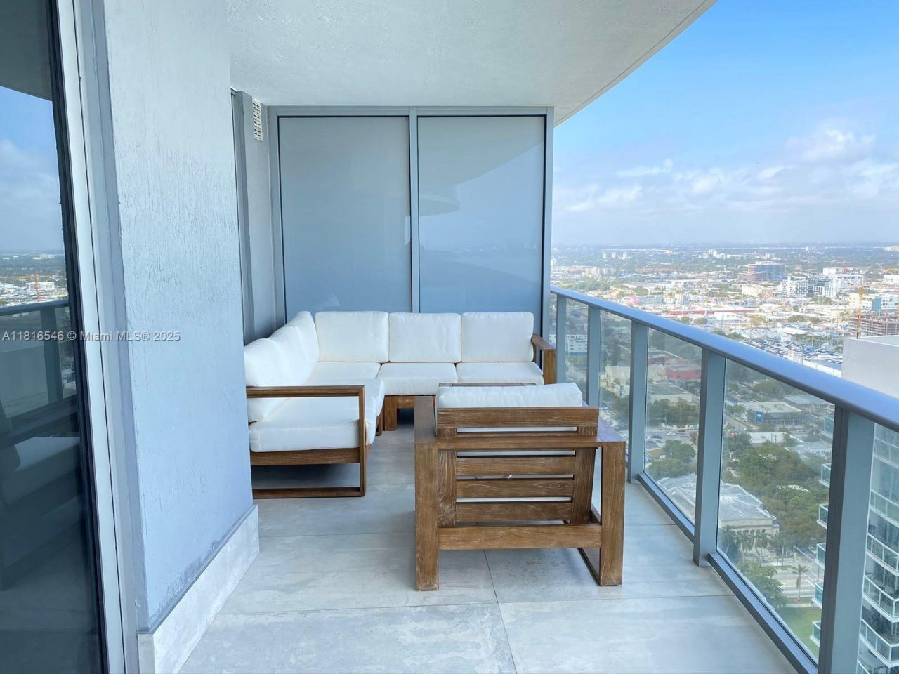 488 NE 18th St, Unit 3911, Miami, FL 33132 Photo