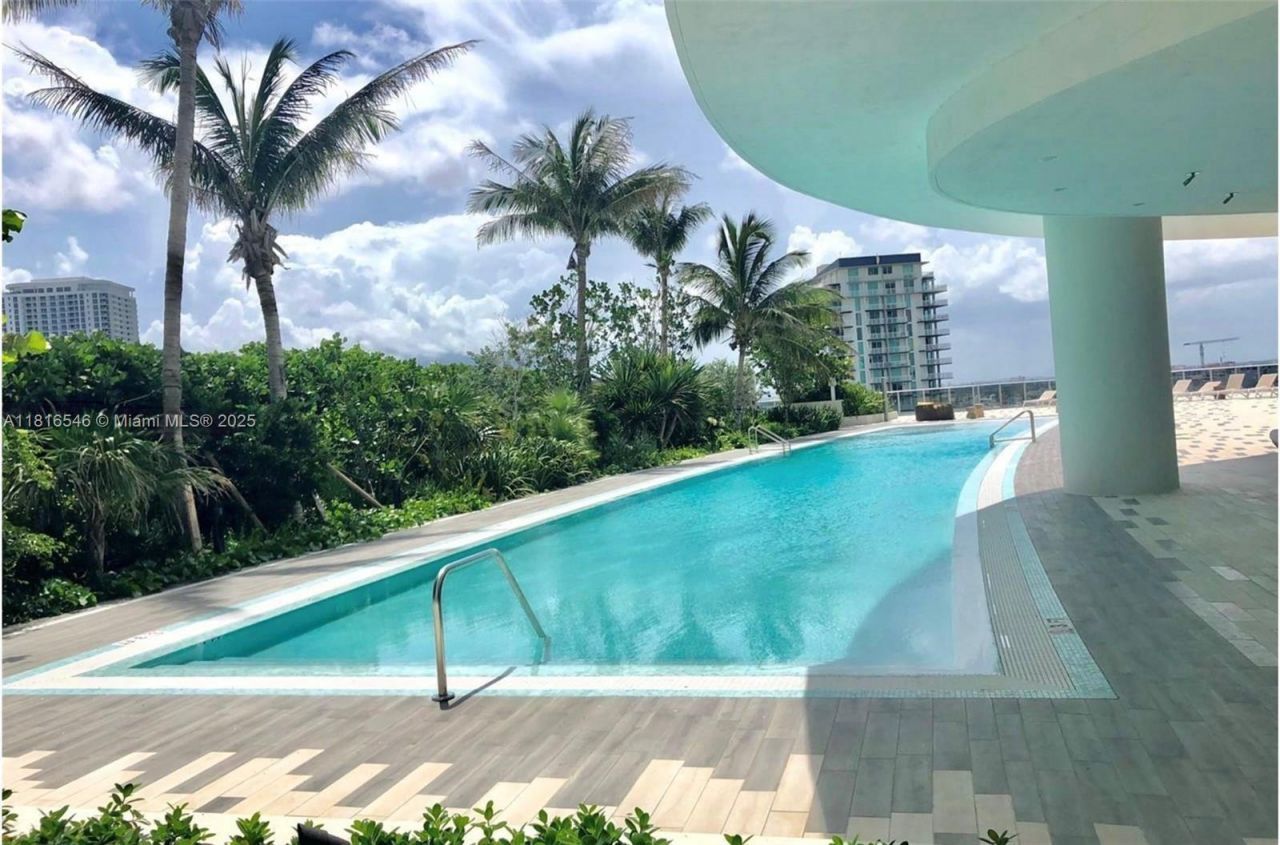 488 NE 18th St, Unit 3911, Miami, FL 33132 Photo