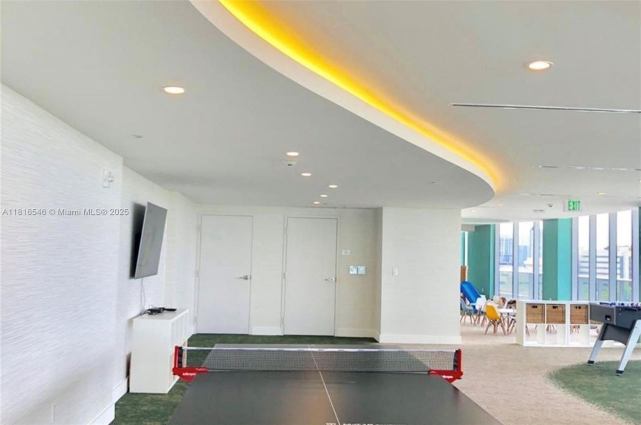 488 NE 18th St, Unit 3911, Miami, FL 33132 Photo