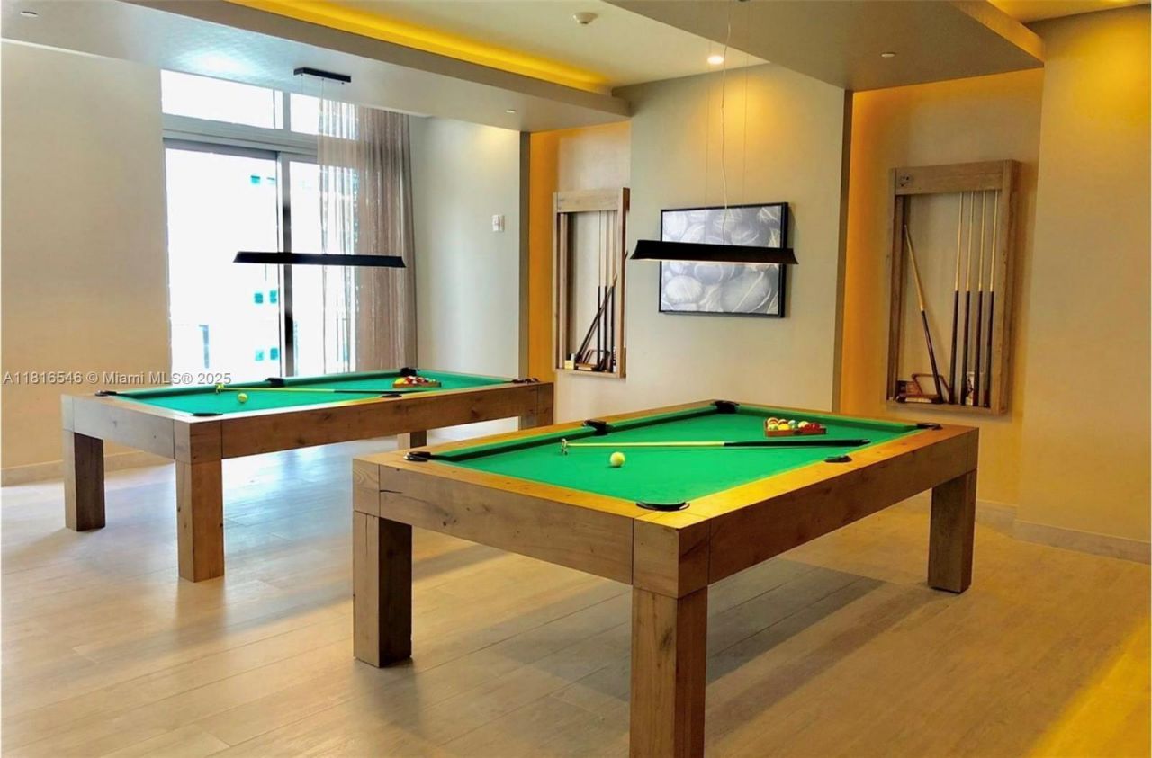 488 NE 18th St, Unit 3911, Miami, FL 33132 Photo