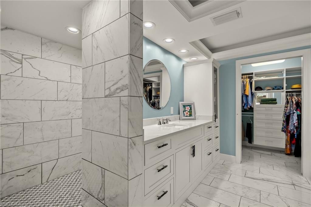 2301 Gulf Shore Blvd N, Unit 114, Naples, FL 34103 Photo