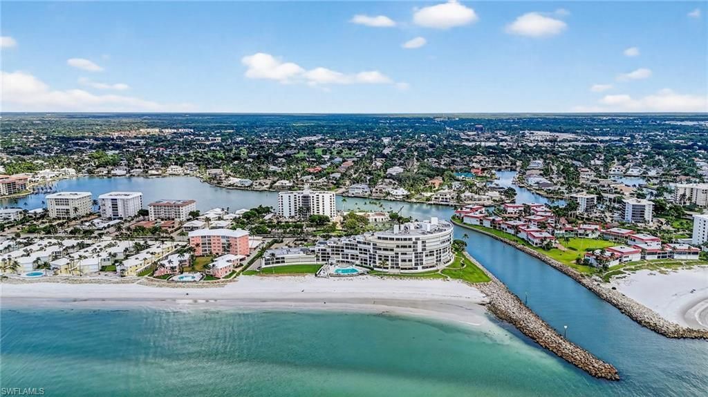 2301 Gulf Shore Blvd N, Unit 114, Naples, FL 34103 Photo