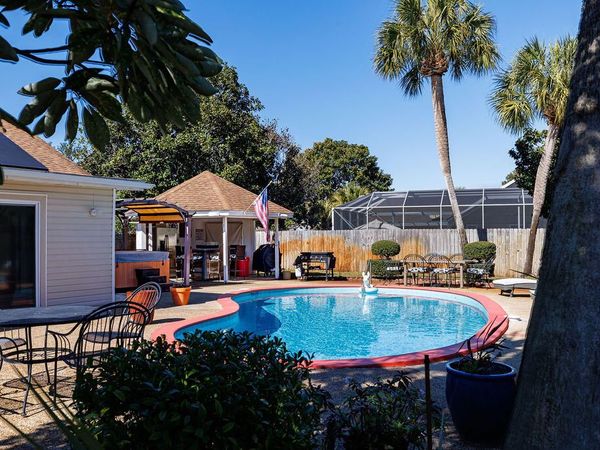 54 E Country Club Drive, Destin, FL 32541