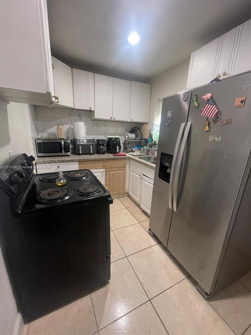 451 E Dayton Cir, Fort Lauderdale, FL 33312 Photo