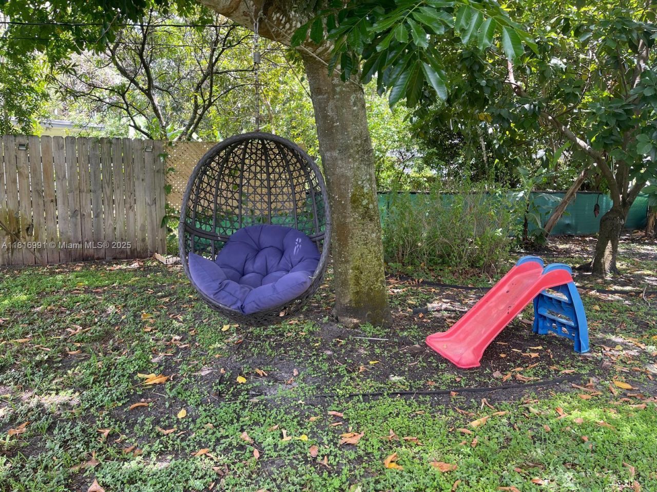 451 E Dayton Cir, Fort Lauderdale, FL 33312 Photo