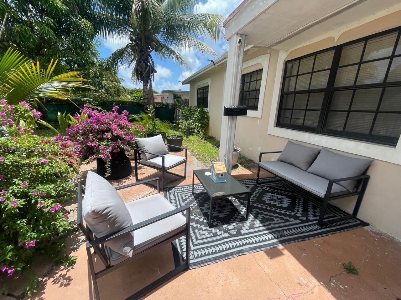 451 E Dayton Cir, Fort Lauderdale, FL 33312 Photo