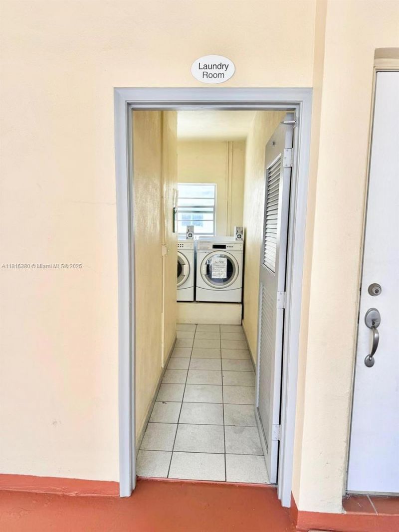 1747 Rodman St, Unit 203, Hollywood, FL 33020 Photo