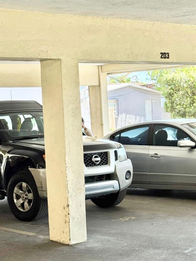 1747 Rodman St, Unit 203, Hollywood, FL 33020 Photo