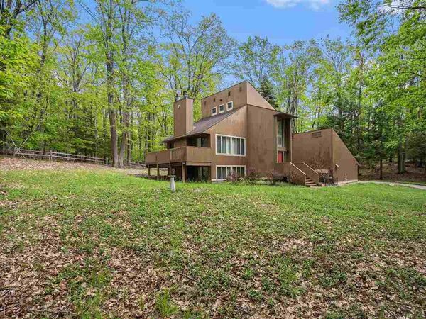1509 Kingswood, Harbor Springs, MI 49740