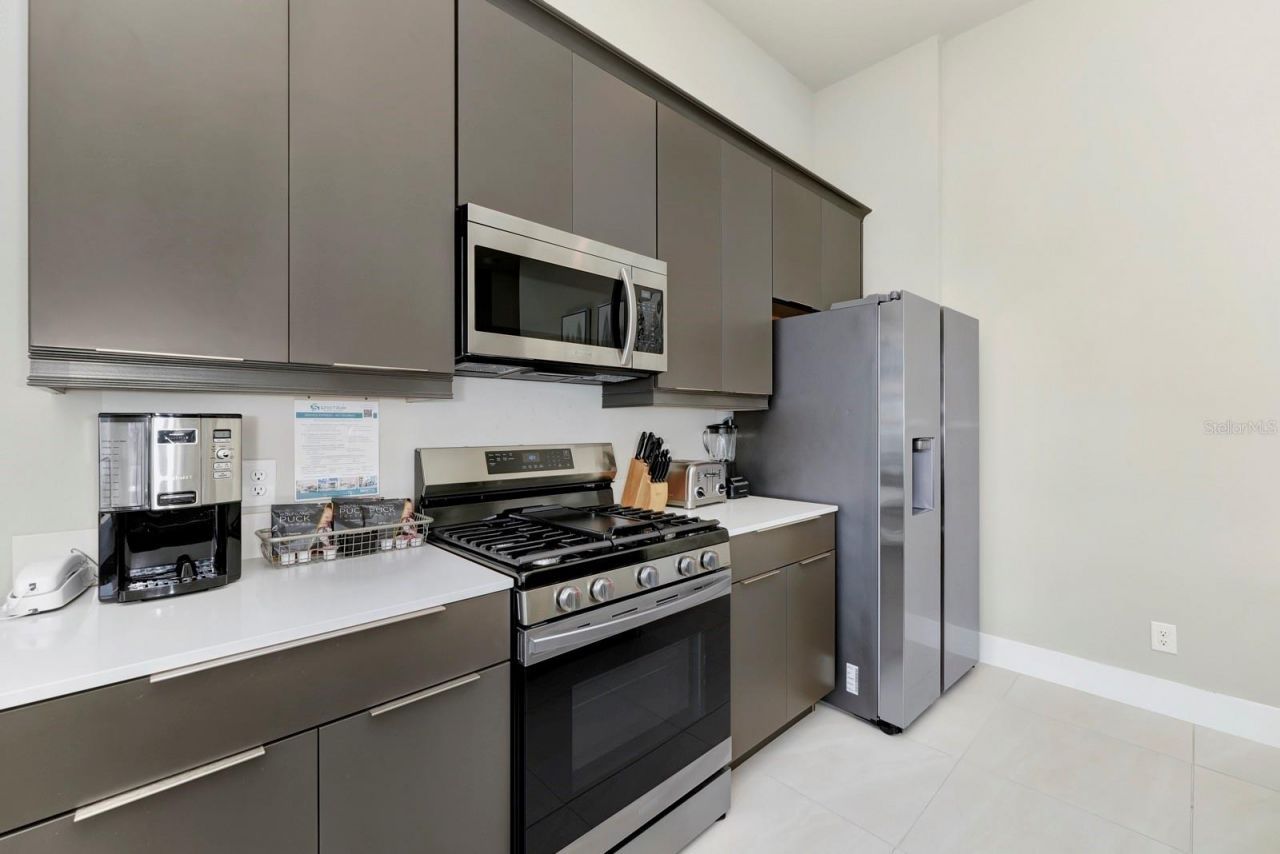 7740 Sandy Ridge Drive, Unit 220, Reunion, FL 34747 Photo