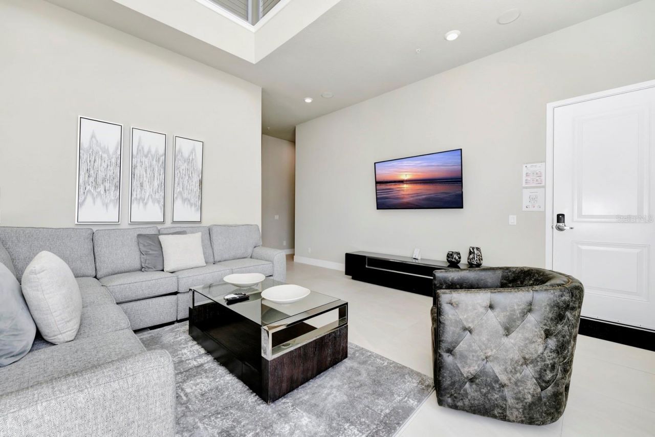 7740 Sandy Ridge Drive, Unit 220, Reunion, FL 34747 Photo