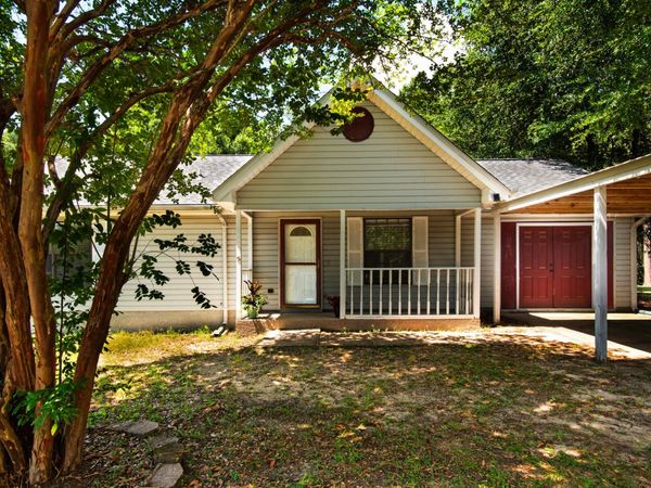 223 W Pinoak Court, Crestview, FL 32539