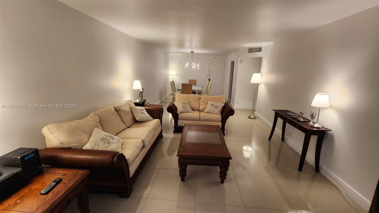 18151 NE 31st Ct, Unit 1907, Aventura, FL 33160 Photo