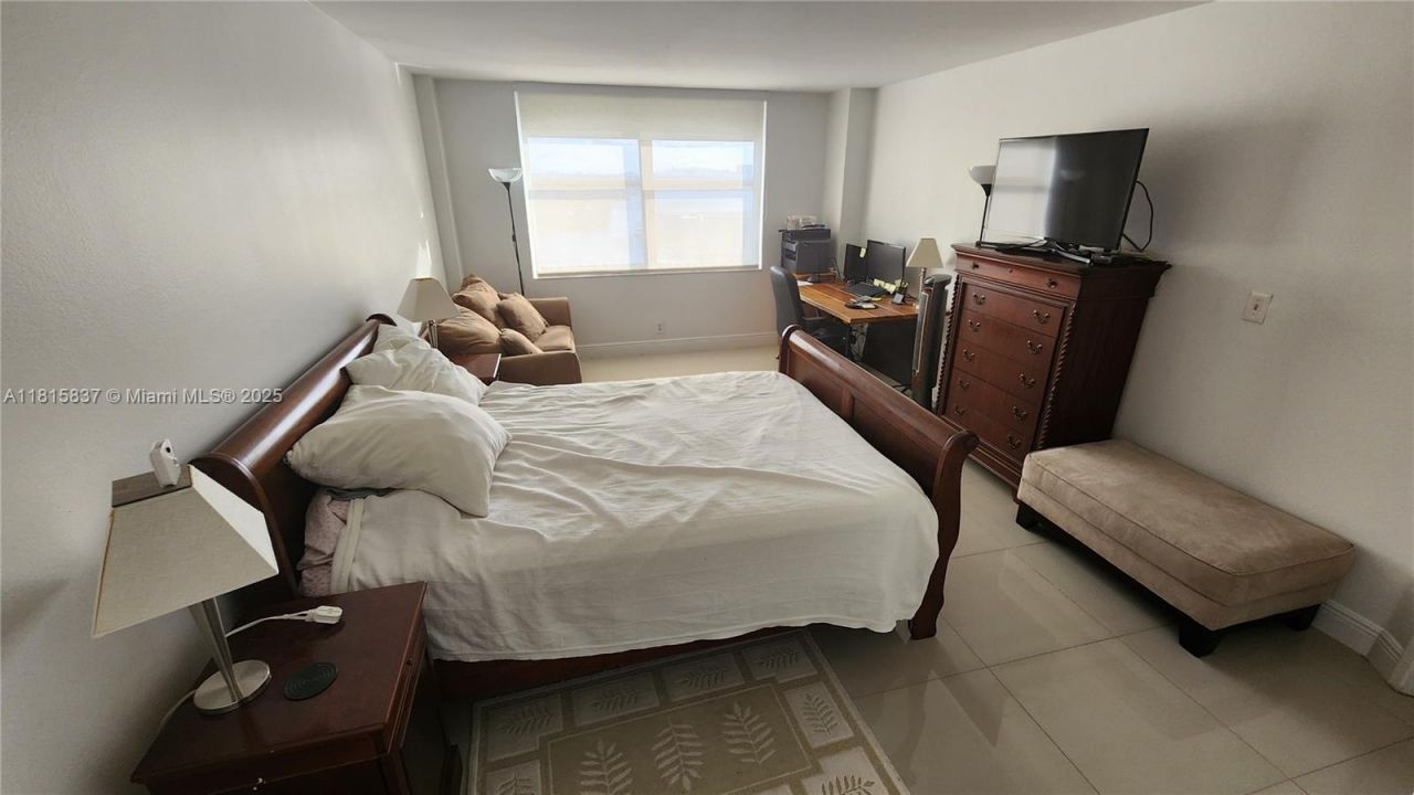 18151 NE 31st Ct, Unit 1907, Aventura, FL 33160 Photo