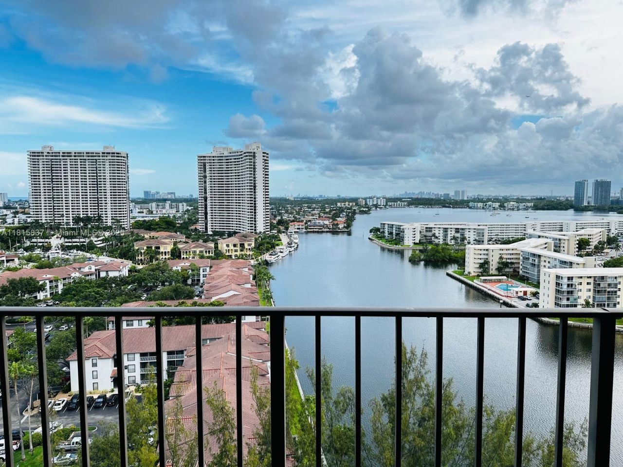 18151 NE 31st Ct, Unit 1907, Aventura, FL 33160 Photo