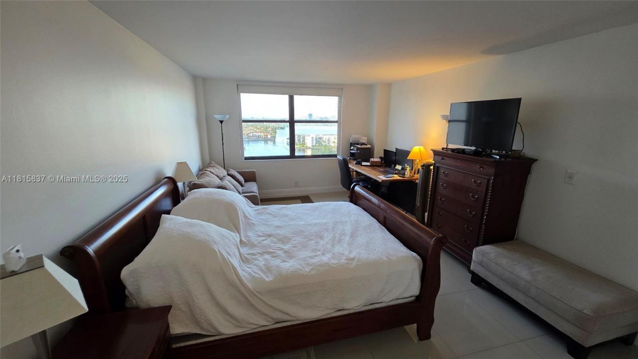 18151 NE 31st Ct, Unit 1907, Aventura, FL 33160 Photo