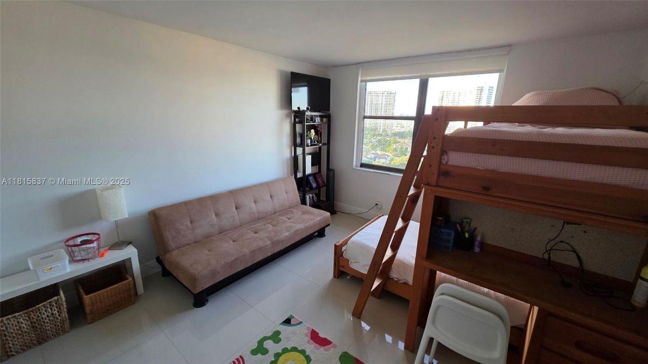 18151 NE 31st Ct, Unit 1907, Aventura, FL 33160 Photo